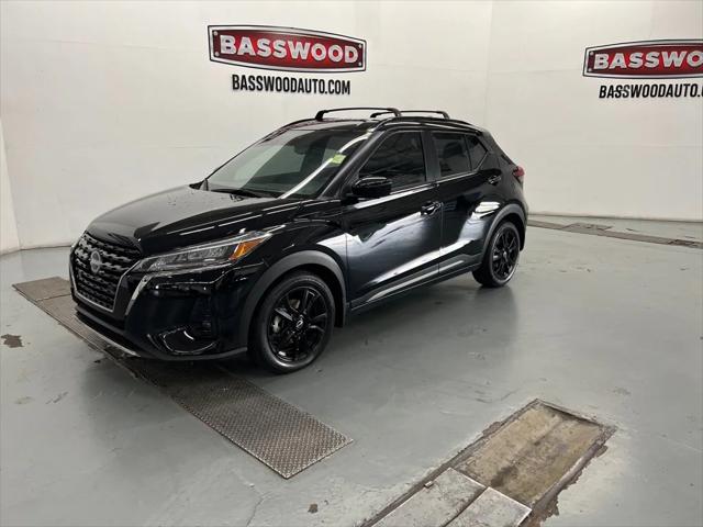 2023 Nissan Kicks SR Xtronic CVT
