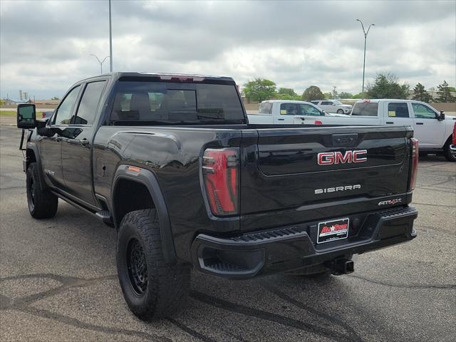 2024 GMC Sierra 2500HD 4WD Crew Cab Standard Bed AT4X