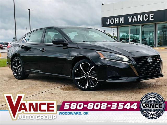 2023 Nissan Altima SR FWD