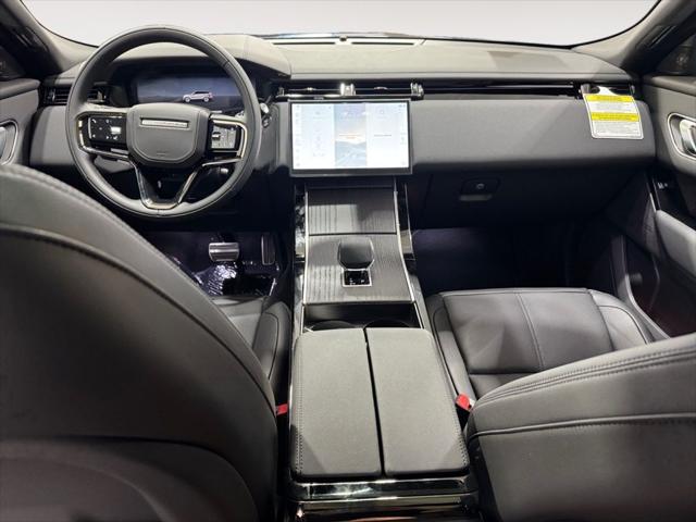 2026 Land Rover Range Rover Velar P400 Dynamic SE