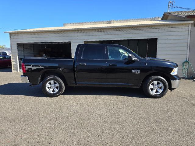 2023 Ram 1500 Classic SLT Crew Cab 4x4 5'7" Box