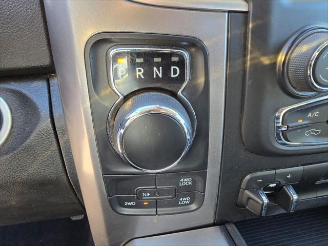 2023 Ram 1500 Classic SLT Crew Cab 4x4 5'7" Box
