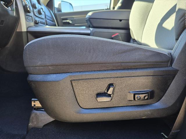 2023 Ram 1500 Classic SLT Crew Cab 4x4 5'7" Box