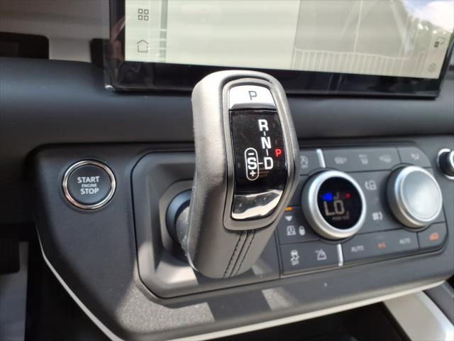 2025 Land Rover Defender 110 P500 X-Dynamic SE