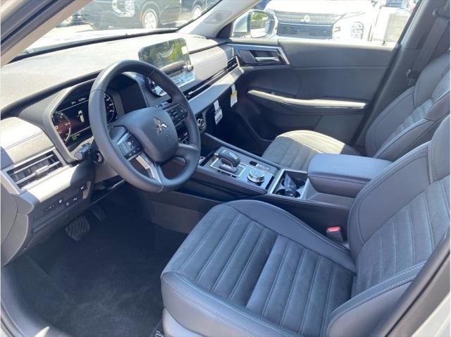 2025 Mitsubishi Outlander PHEV SE S-AWC