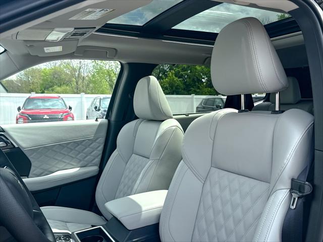 2025 Mitsubishi Outlander PHEV SEL S-AWC