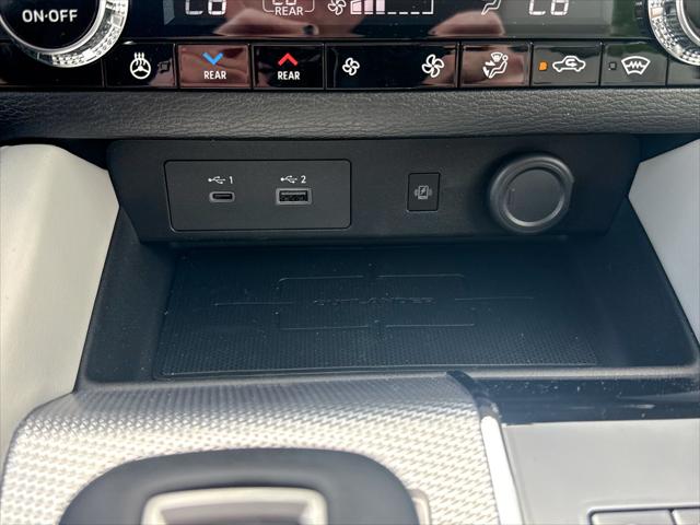 2025 Mitsubishi Outlander PHEV SEL S-AWC