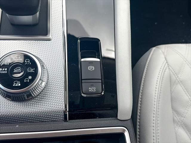 2025 Mitsubishi Outlander PHEV SEL S-AWC