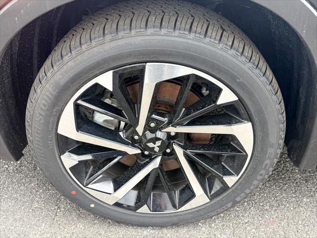 2025 Mitsubishi Outlander PHEV PLATINUM EDITION S-AWC