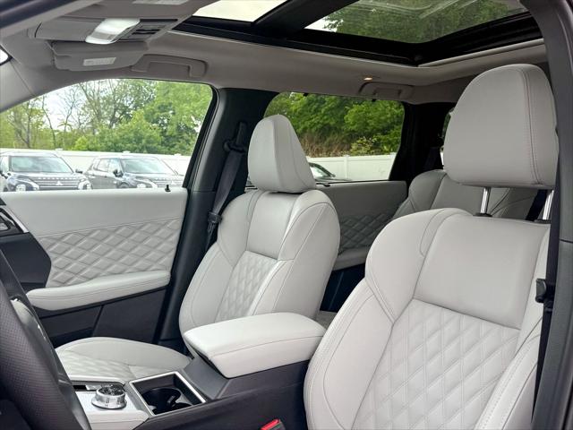 2025 Mitsubishi Outlander PHEV PLATINUM EDITION S-AWC