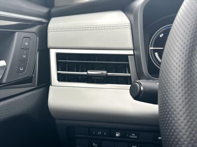 2025 Mitsubishi Outlander PHEV PLATINUM EDITION S-AWC