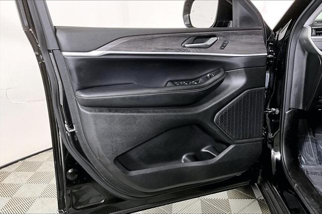 Used 2023 Jeep Grand Cherokee L For Sale in Olive Branch, MS
