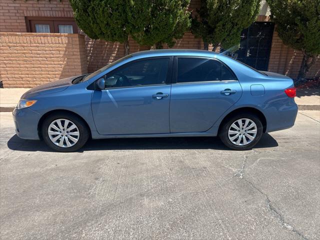 2012 Toyota Corolla LE 4dr Sedan 4A