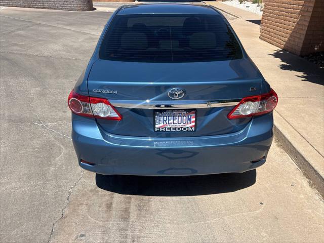 2012 Toyota Corolla LE 4dr Sedan 4A