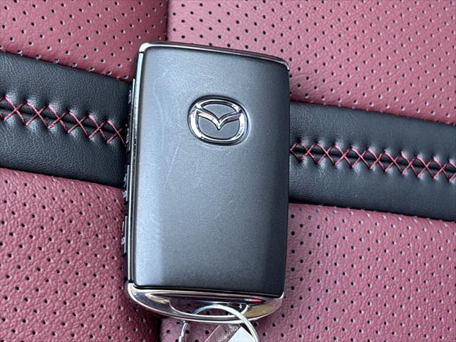 2025 Mazda CX-50 Hybrid Premium Package