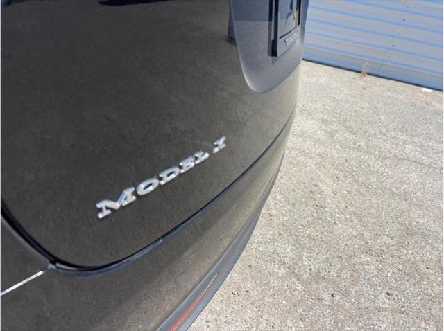2017 Tesla Model X 75D