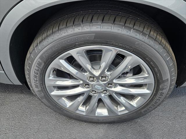 2025 Cadillac XT6 FWD Premium Luxury