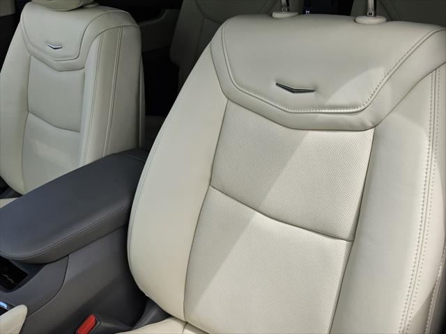 2025 Cadillac XT6 FWD Premium Luxury