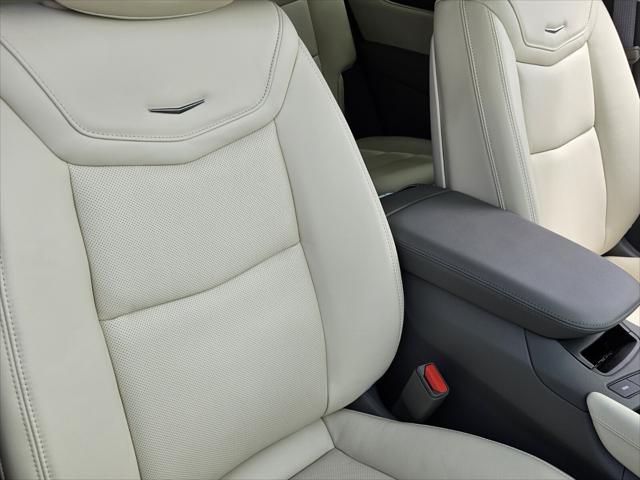 2025 Cadillac XT6 FWD Premium Luxury