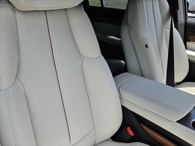 2026 Cadillac iQ Luxury