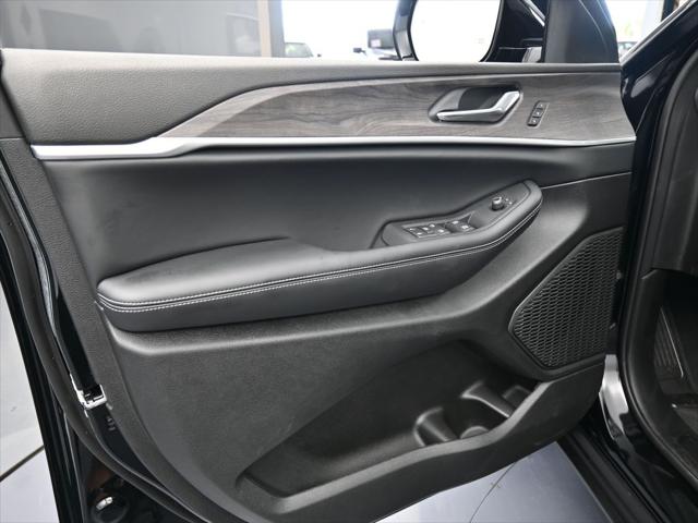 2025 Jeep Grand Cherokee GRAND CHEROKEE LIMITED 4X2