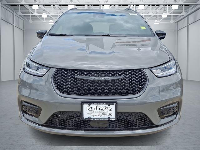 2025 Chrysler Pacifica PACIFICA LIMITED AWD