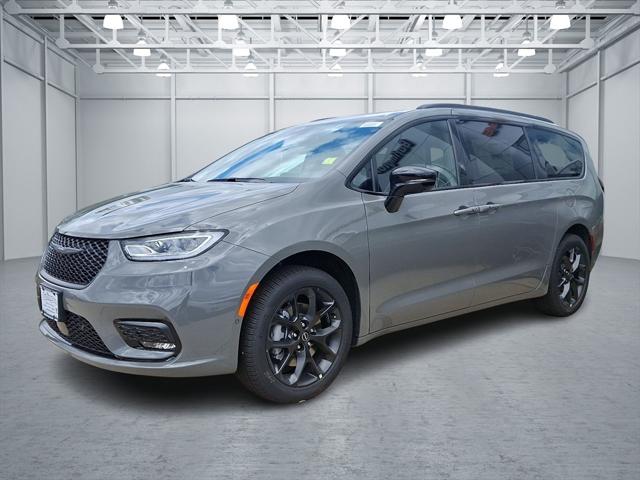 2025 Chrysler Pacifica PACIFICA LIMITED AWD