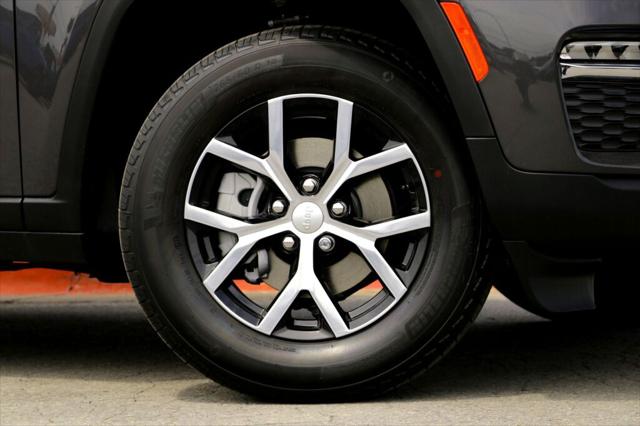 2025 Jeep Grand Cherokee GRAND CHEROKEE LIMITED 4X2