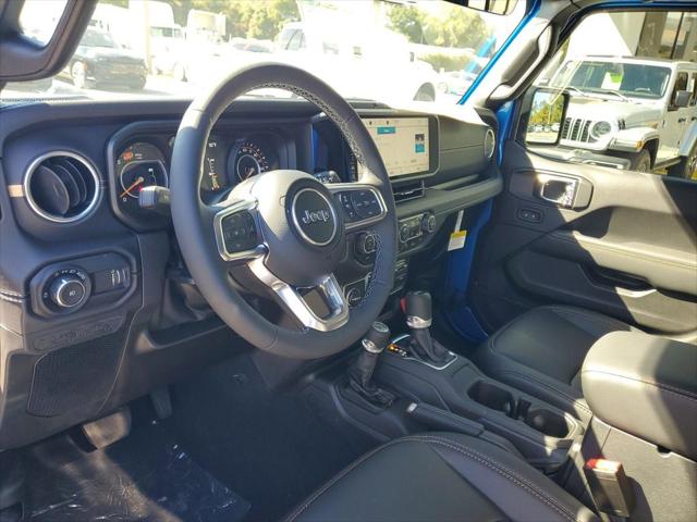 2025 Jeep Wrangler 4-Door Sahara 4x4