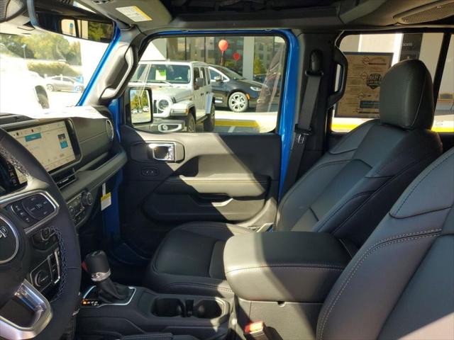 2025 Jeep Wrangler 4-Door Sahara 4x4