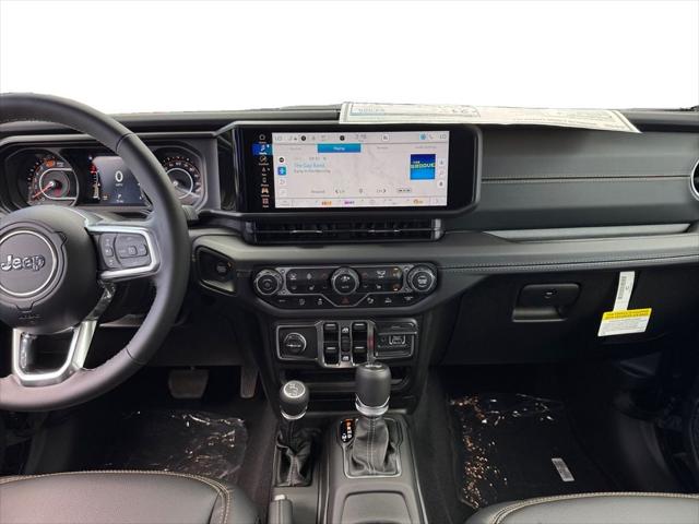 2025 Jeep Wrangler 4-Door Sahara 4x4