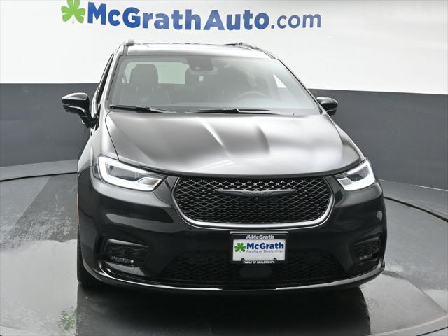 2025 Chrysler Pacifica PACIFICA LIMITED