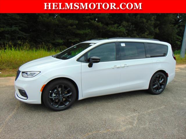 2025 Chrysler Pacifica PACIFICA LIMITED