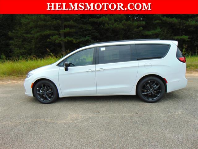 2025 Chrysler Pacifica PACIFICA LIMITED