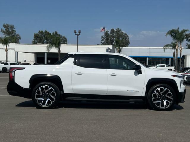 2025 Chevrolet Silverado EV RST