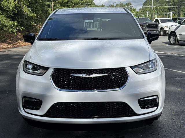 2025 Chrysler Pacifica PACIFICA SELECT