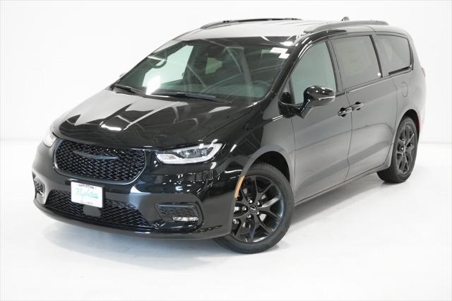 2025 Chrysler Pacifica PACIFICA LIMITED