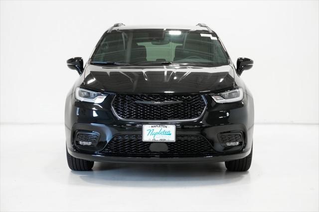 2025 Chrysler Pacifica PACIFICA LIMITED