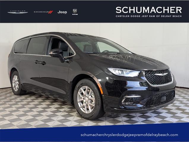 2025 Chrysler Pacifica PACIFICA SELECT