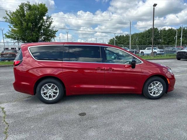 2025 Chrysler Pacifica PACIFICA SELECT