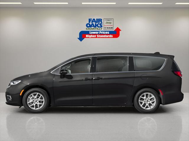 2025 Chrysler Pacifica PACIFICA SELECT