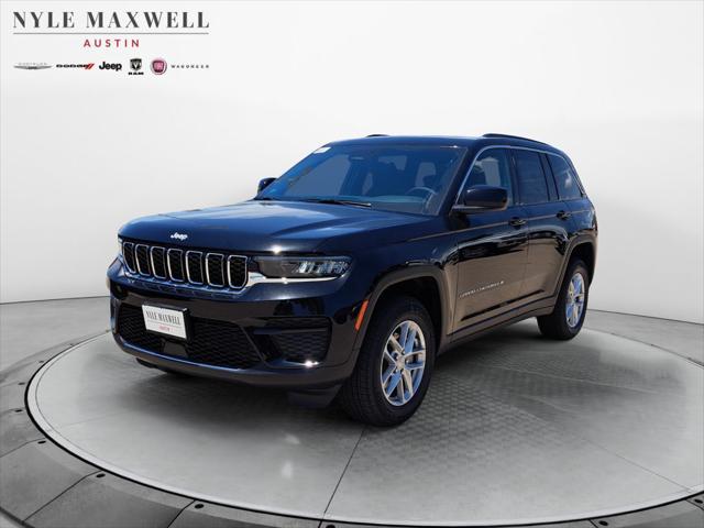 2025 Jeep Grand Cherokee GRAND CHEROKEE LAREDO X 4X4 2025 Jeep Grand Cherokee GRAND CHEROKEE LAREDO X 4X4