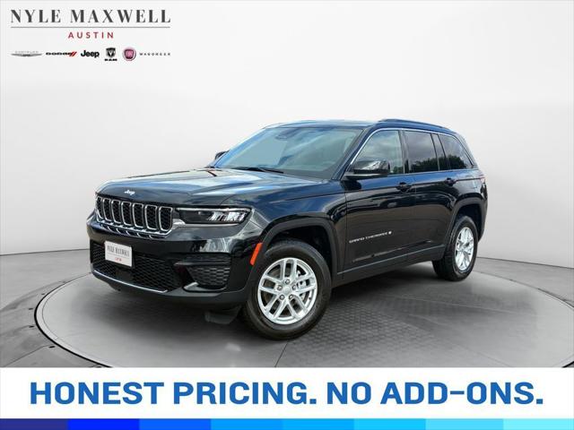 2025 Jeep Grand Cherokee GRAND CHEROKEE LAREDO X 4X4