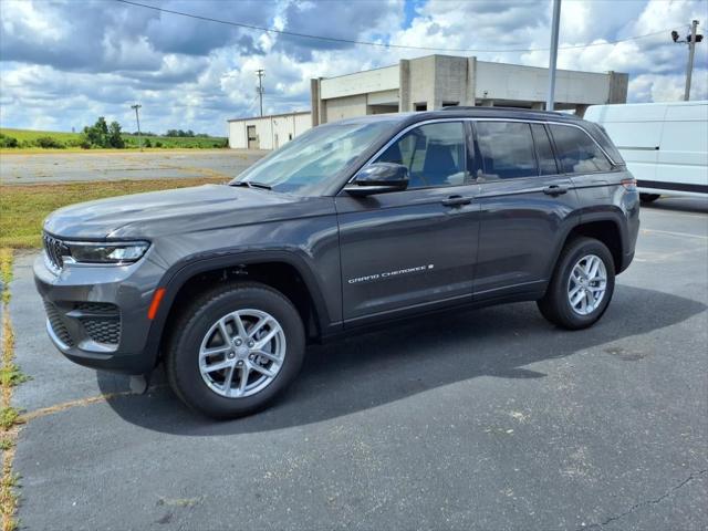 2025 Jeep Grand Cherokee GRAND CHEROKEE LAREDO X 4X2