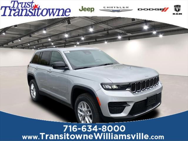 2025 Jeep Grand Cherokee GRAND CHEROKEE LAREDO X 4X4