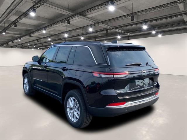 2025 Jeep Grand Cherokee GRAND CHEROKEE LAREDO X 4X4 2025 Jeep Grand Cherokee GRAND CHEROKEE LAREDO X 4X4