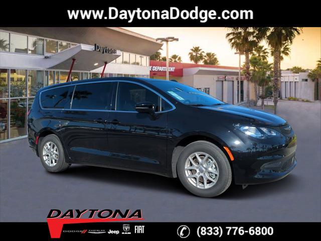 2025 Chrysler Voyager VOYAGER LX