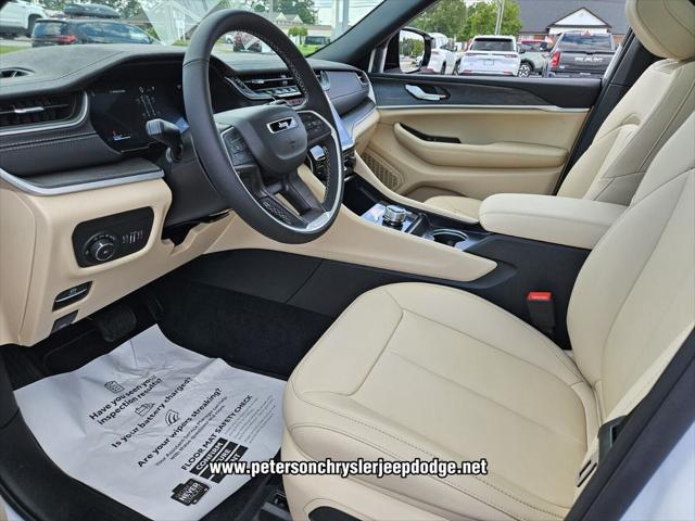 2025 Jeep Grand Cherokee Limited 4x2