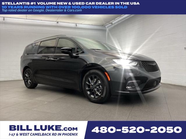 2025 Chrysler Pacifica PACIFICA SELECT