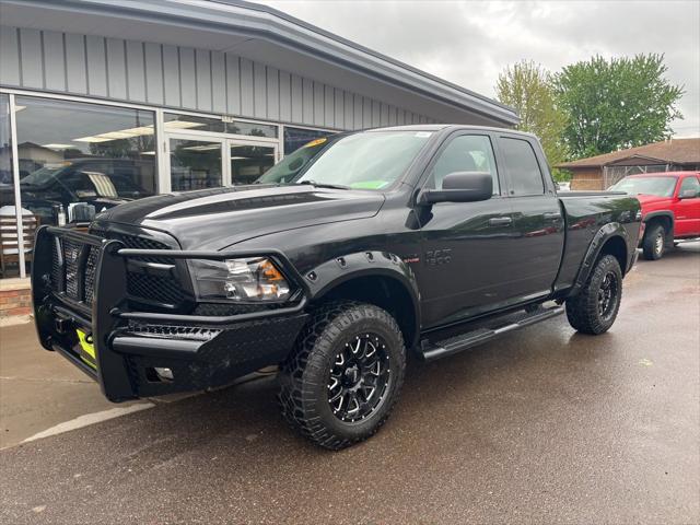 2018 RAM 1500 Express Quad Cab 4x4 64 Box
